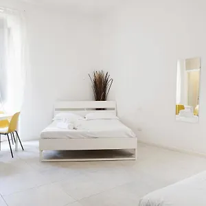  Apartment Smart Central Station
